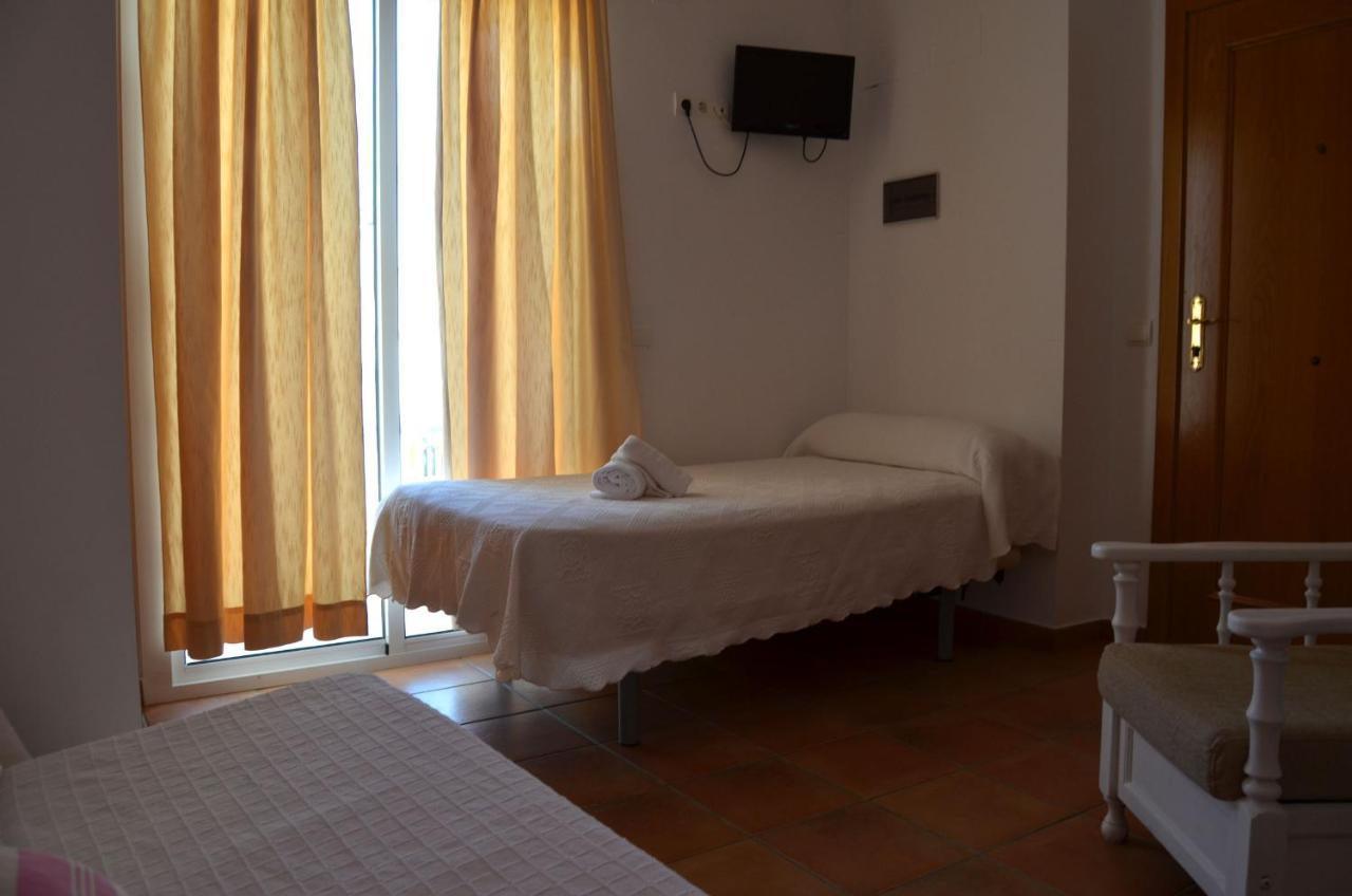 Hostal Dona Antonia Otel Punta Umbría Dış mekan fotoğraf