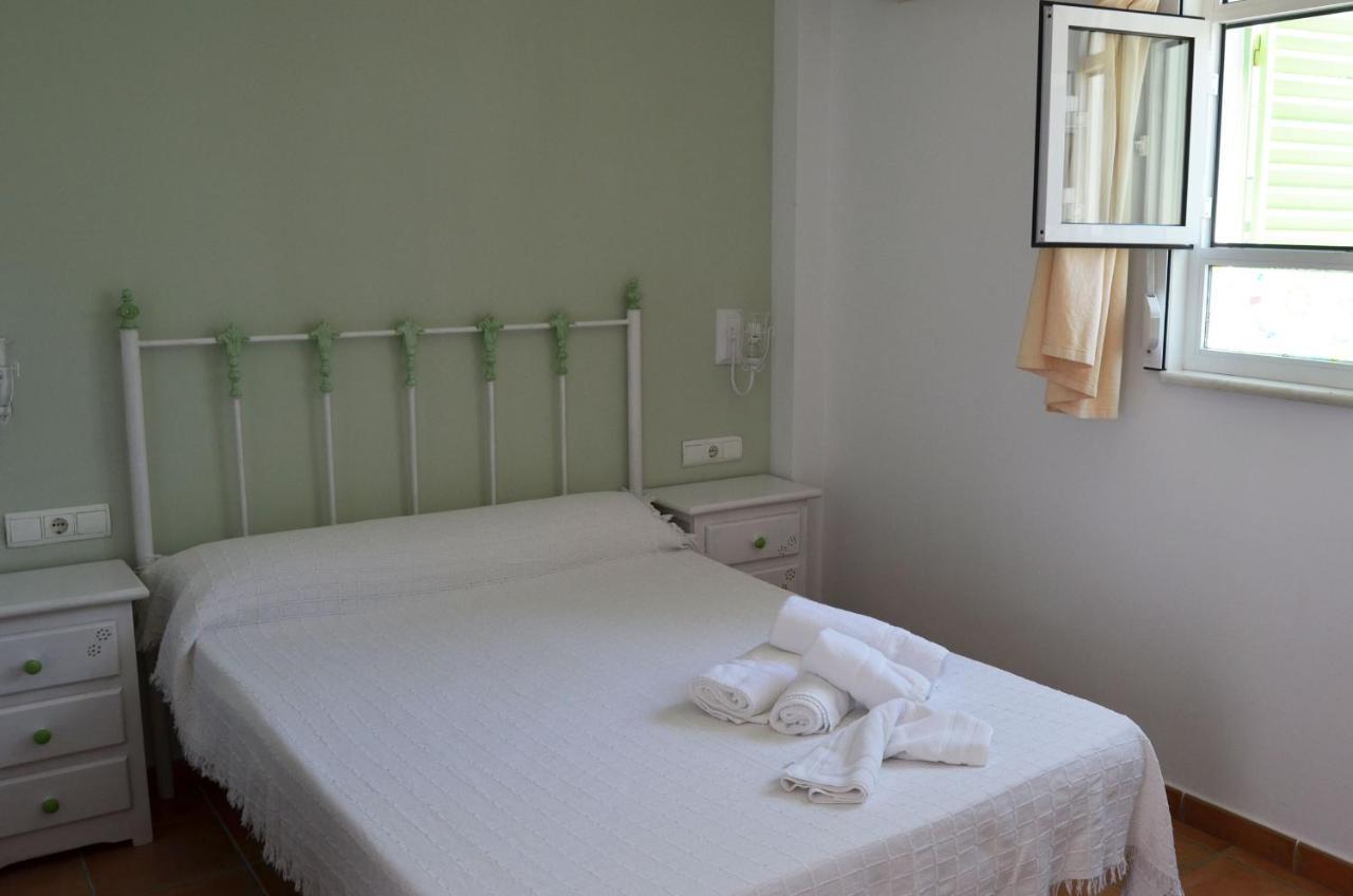 Hostal Dona Antonia Otel Punta Umbría Dış mekan fotoğraf