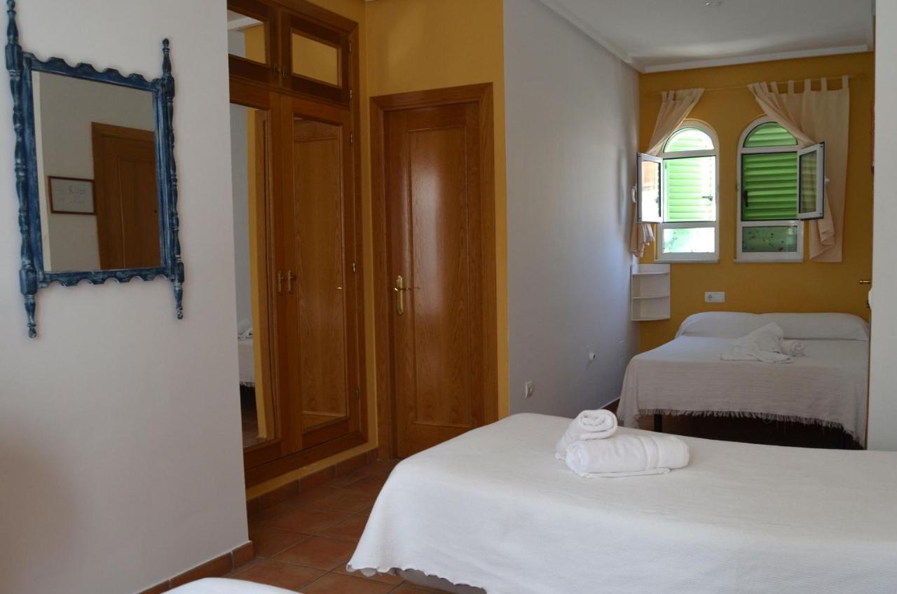 Hostal Dona Antonia Otel Punta Umbría Dış mekan fotoğraf