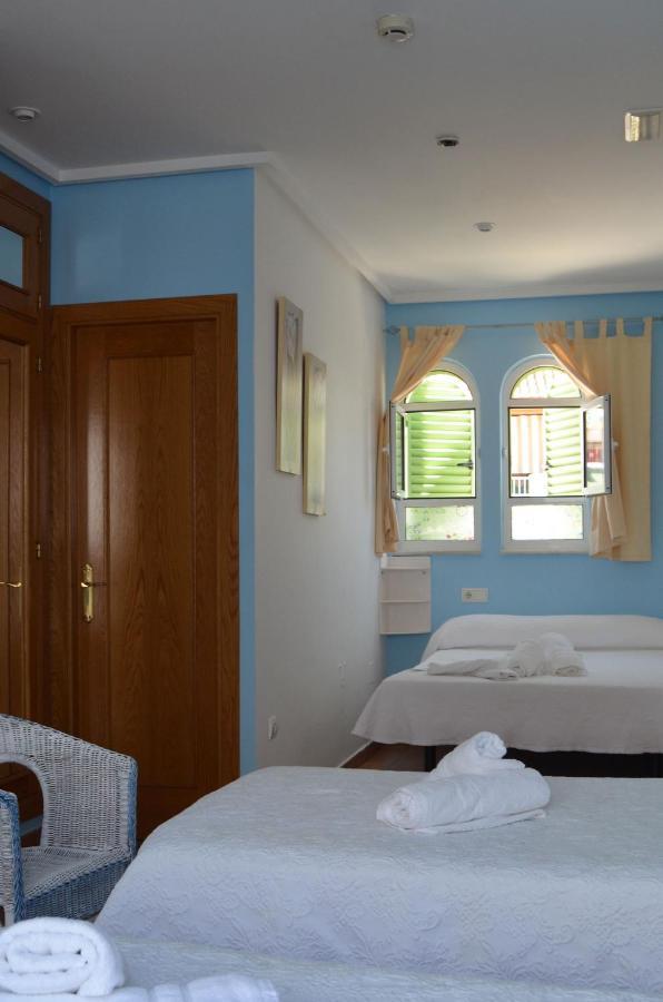 Hostal Dona Antonia Otel Punta Umbría Dış mekan fotoğraf
